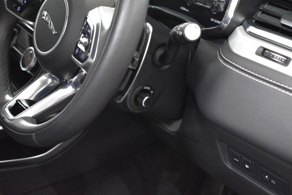 Used Jaguar F-Pace 2024 for sale - 77153104: Photo 44