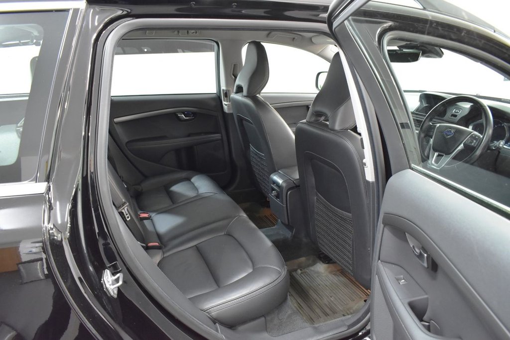 Used Volvo XC70 2016 for sale - 78017224: Photo 14