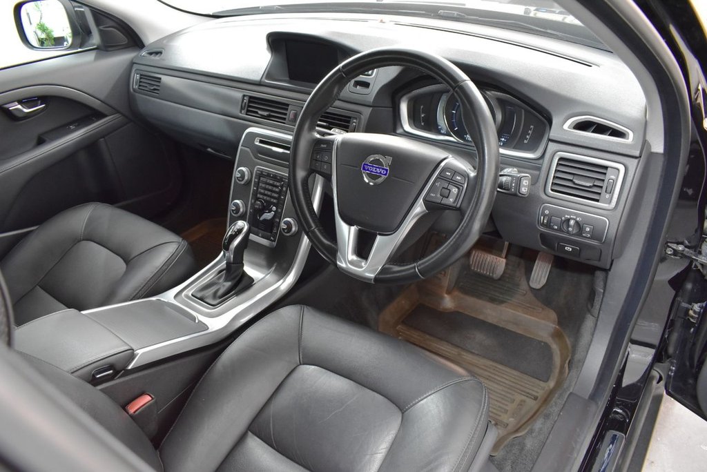 Used Volvo XC70 2016 for sale - 78017224: Photo 2