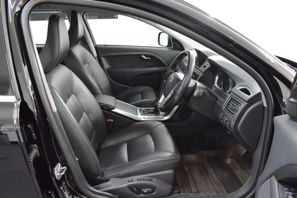 Used Volvo XC70 2016 for sale - 78017224: Photo 8