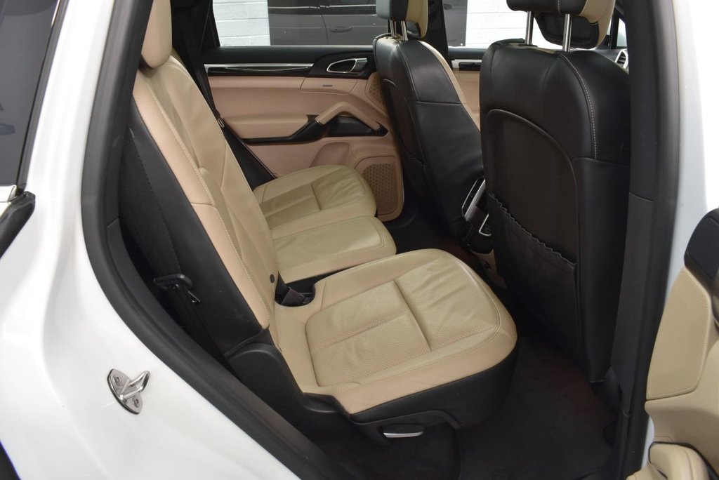 Used Porsche Cayenne 2013 for sale - 76709951: Photo 19