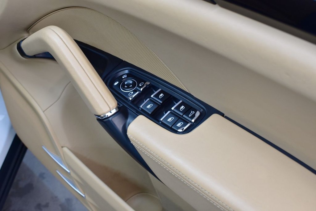 Used Porsche Cayenne 2013 for sale - 76709951: Photo 28