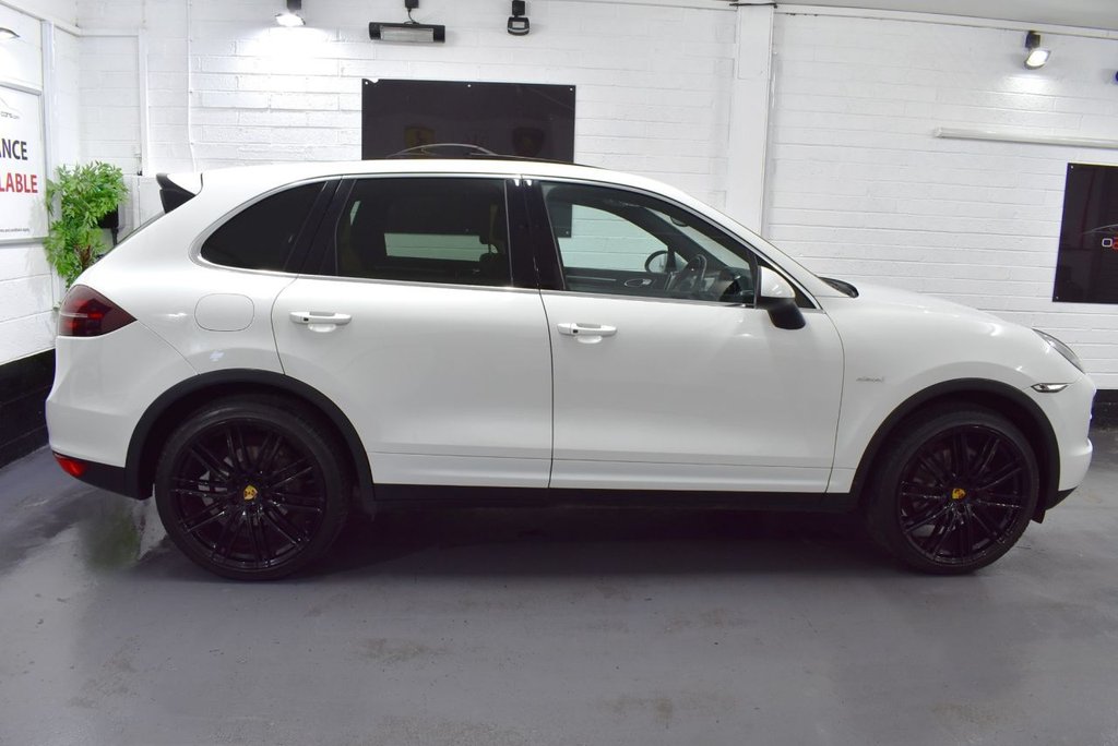 Used Porsche Cayenne 2013 for sale - 76709951: Photo 8
