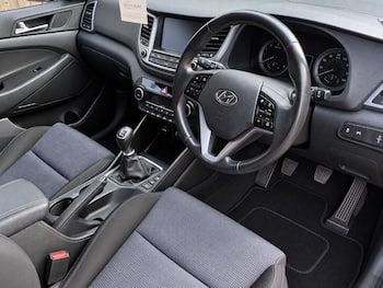 Used Hyundai TUCSON 2016 for sale - 79843202: Photo