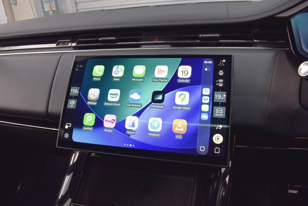 Used Land Rover Range Rover Sport 2024 for sale - 76709952: Photo 3