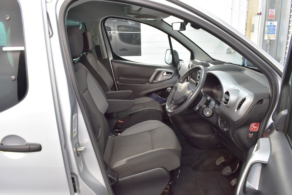 Used Peugeot Partner Tepee 2017 for sale - 76709949: Photo 17