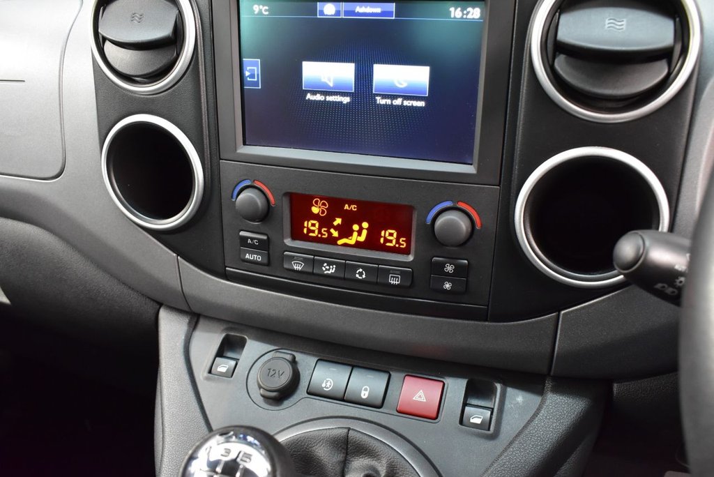 Used Peugeot Partner Tepee 2017 for sale - 76709949: Photo 36