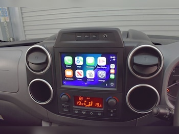 Used Peugeot Partner Tepee 2017 for sale - 76709949: Photo