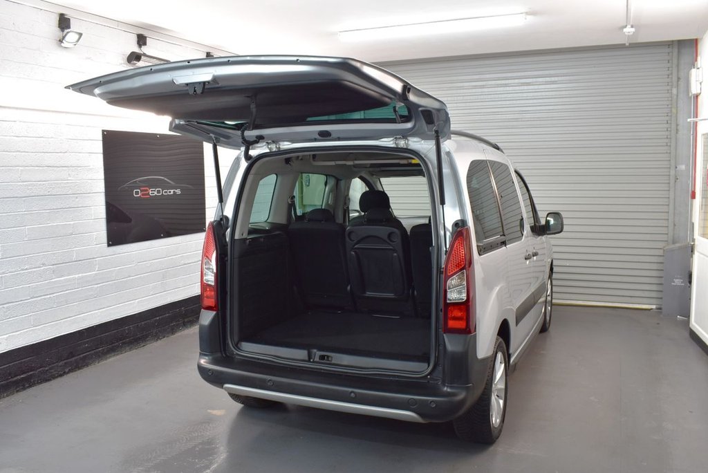 Used Peugeot Partner Tepee 2017 for sale - 76709949: Photo 41