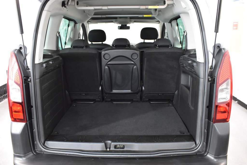 Used Peugeot Partner Tepee 2017 for sale - 76709949: Photo 42