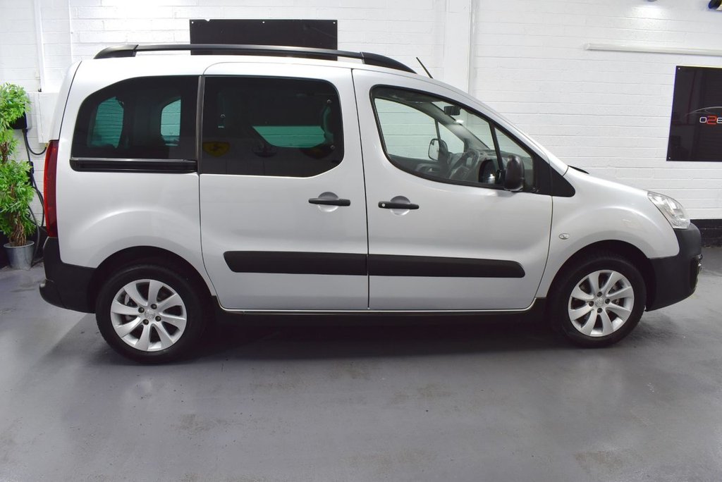 Used Peugeot Partner Tepee 2017 for sale - 76709949: Photo 8