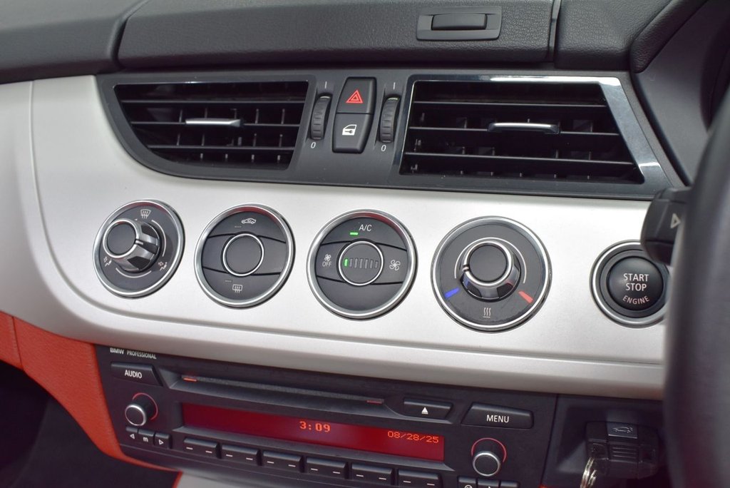 Used BMW Z4 2015 for sale - 76709945: Photo 17