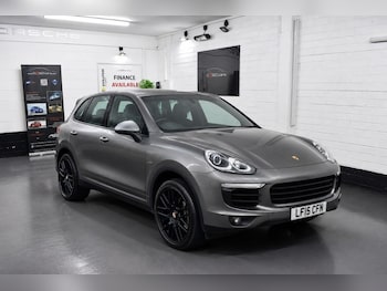Used Porsche Cayenne 2015 for sale - 78863308: Photo