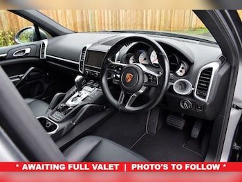 Used Porsche Cayenne 2015 for sale - 78863308: Photo