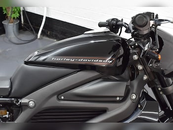 Used Harley-Davidson Livewire 2022 for sale - bike-77436539: Photo