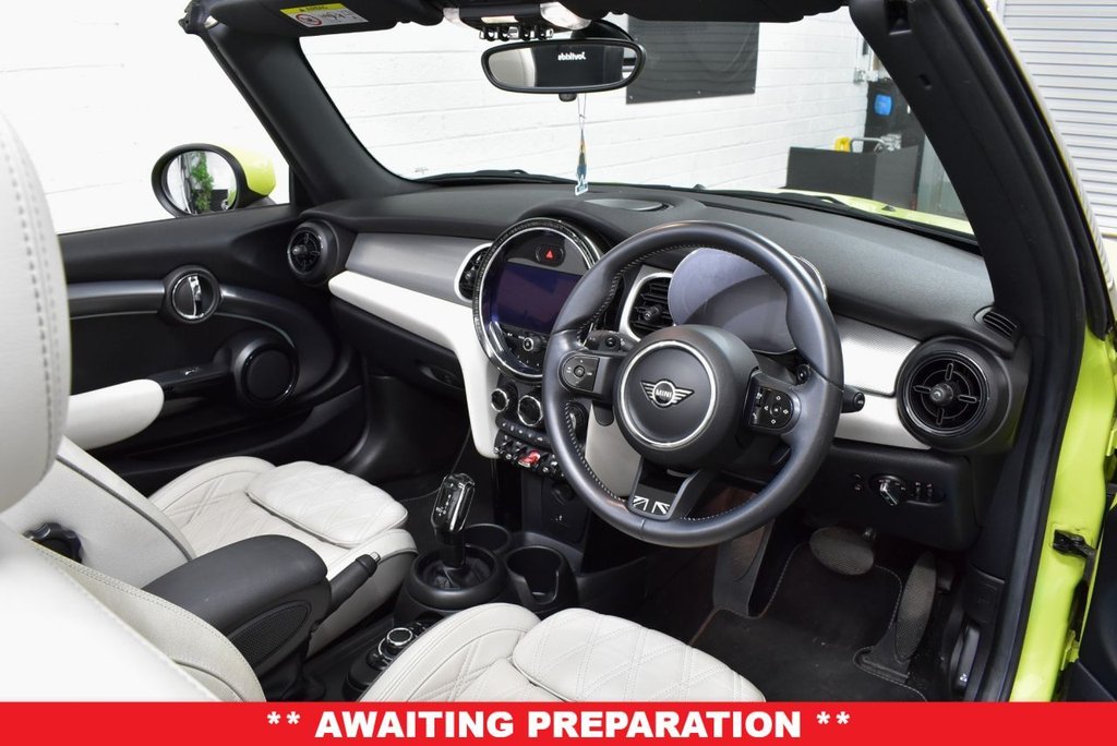 Used MINI Convertible 2021 for sale - 78212606: Photo 2