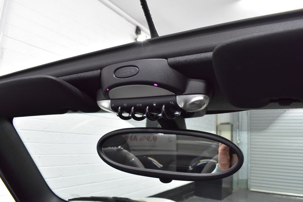 Used MINI Convertible 2012 for sale - 76709953: Photo 25