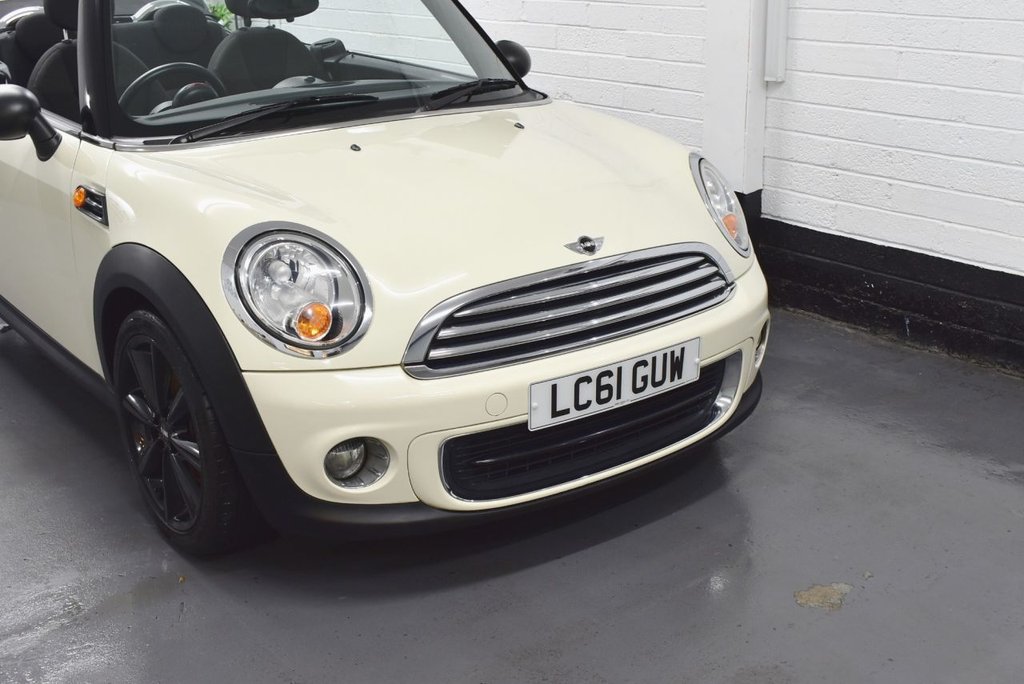 Used MINI Convertible 2012 for sale - 76709953: Photo 8