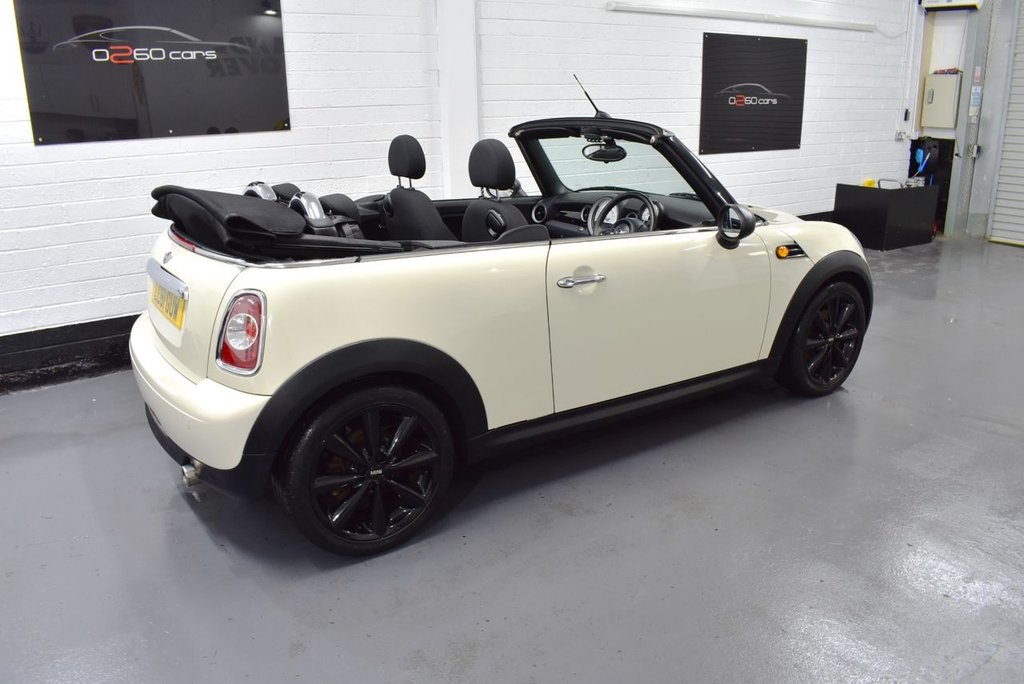 Used MINI Convertible 2012 for sale - 76709953: Photo 9