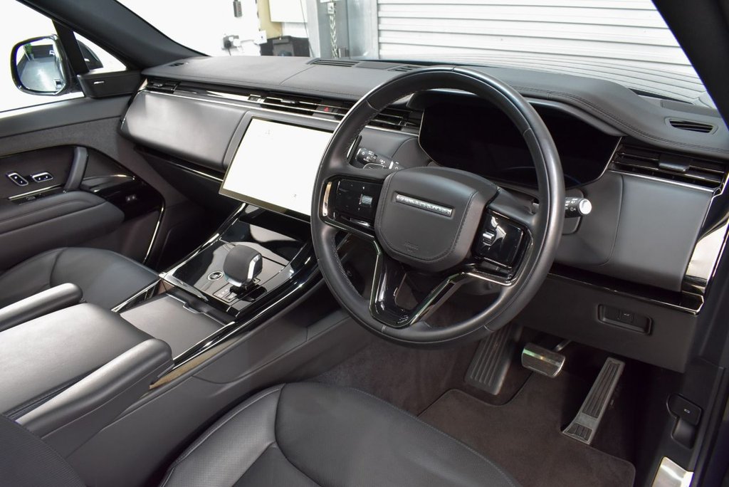 Used Land Rover Range Rover Sport 2024 for sale - 77153002: Photo 13