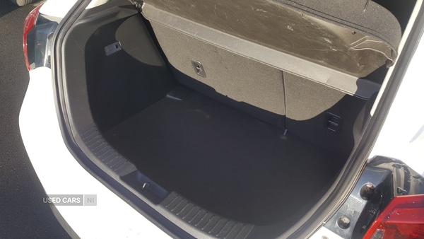 Used Mazda Mazda2 2017 for sale - 77231102: Photo 14