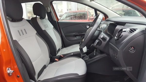 Used Renault Captur 2014 for sale - 77321176: Photo 5