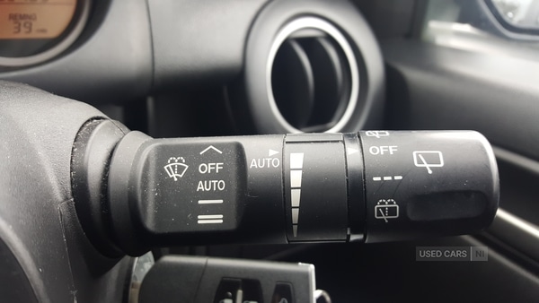 Used Mazda Mazda2 2013 for sale - 76433602: Photo 14