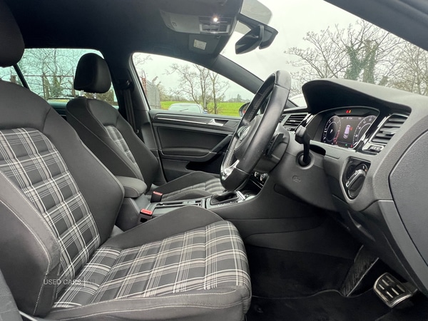 Used Volkswagen Golf 2017 for sale - 77538870: Photo 12