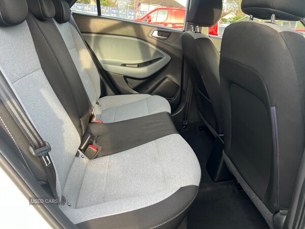 Used Hyundai i20 2015 for sale - 76887722: Photo 10