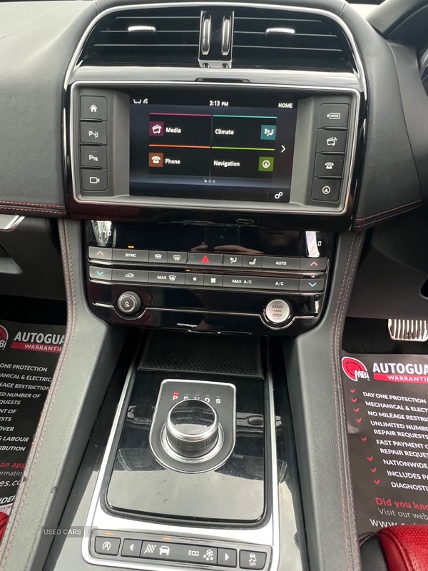 Used Jaguar F-Pace 2016 for sale - 76248137: Photo 13