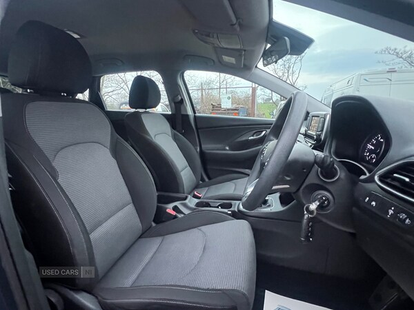 Used Hyundai i30 2017 for sale - 74111560: Photo 12