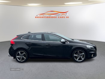 Used Volvo V40 2015 for sale - 76513798: Photo