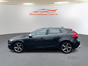 Used Volvo V40 2015 for sale - 76513798: Photo