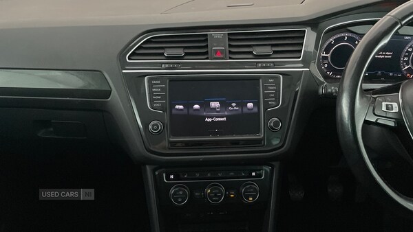 Used Volkswagen Tiguan 2017 for sale - 77613395: Photo 8