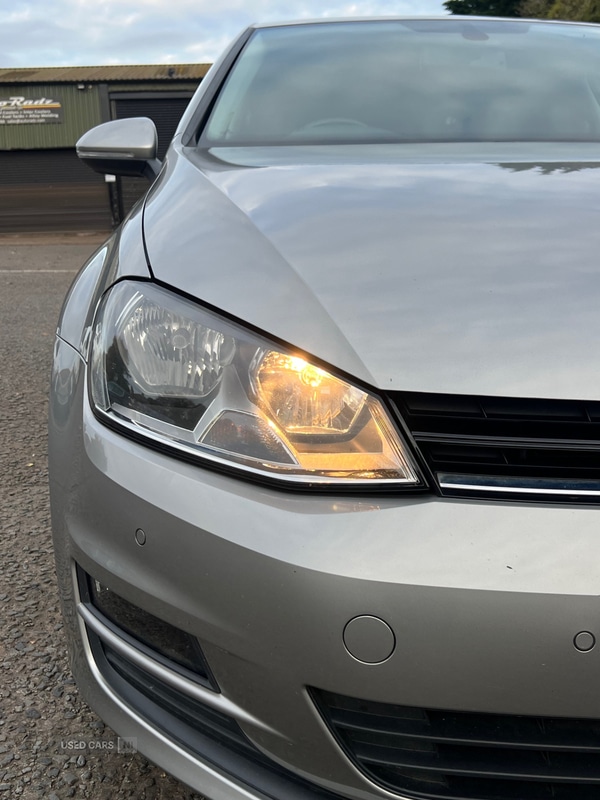 Used Volkswagen Golf 2015 for sale - 76350129: Photo 9