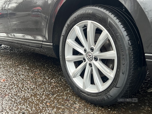 Used Volkswagen Passat for sale - 76998304: Photo 8