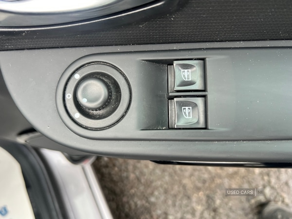 Used Renault Clio 2015 for sale - 77041350: Photo 12