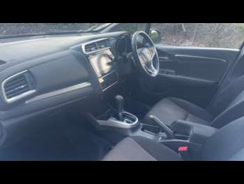Used Honda Jazz 2020 for sale - 74304035: Photo