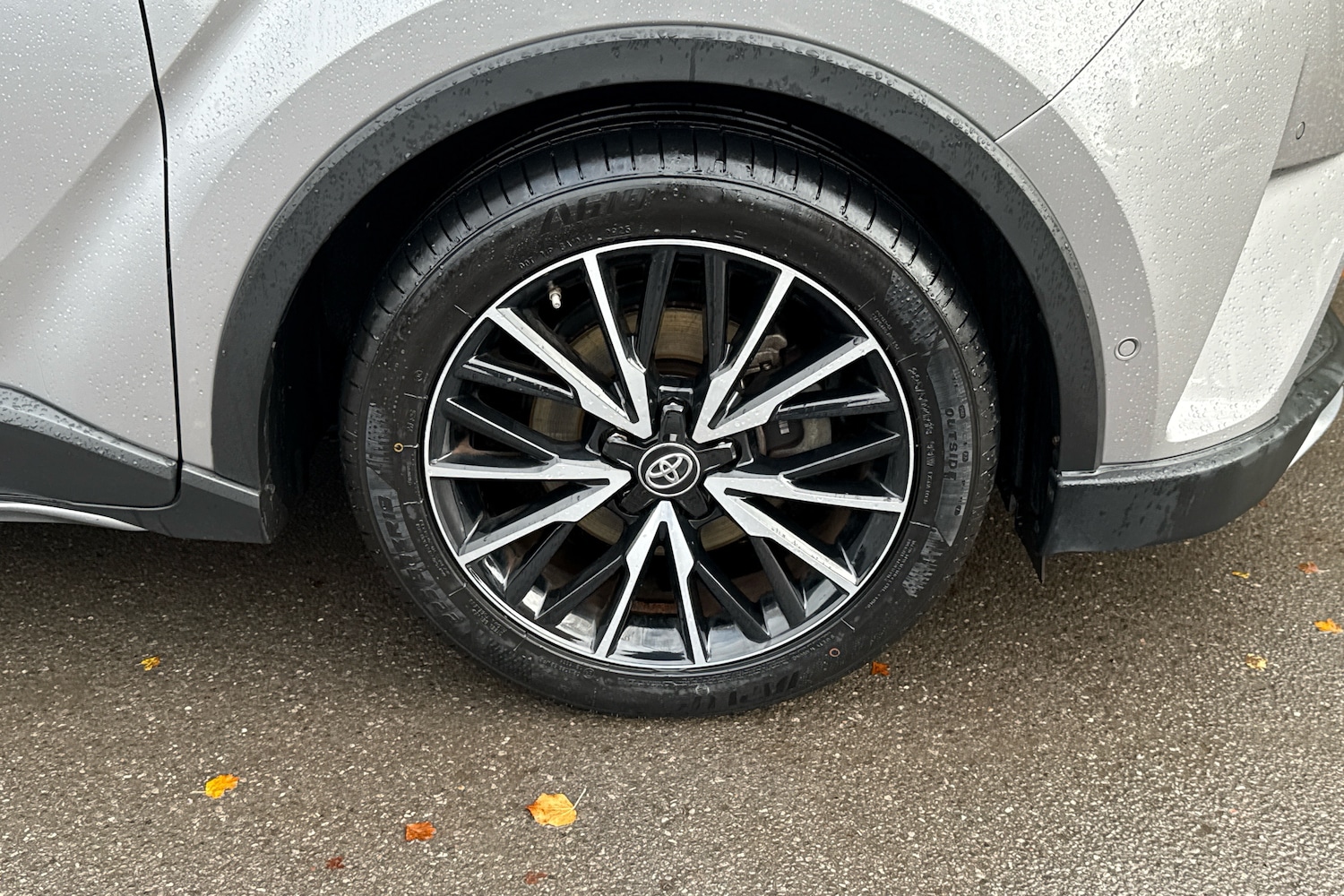 Used Toyota C-HR 2018 for sale - 76673694: Photo 7