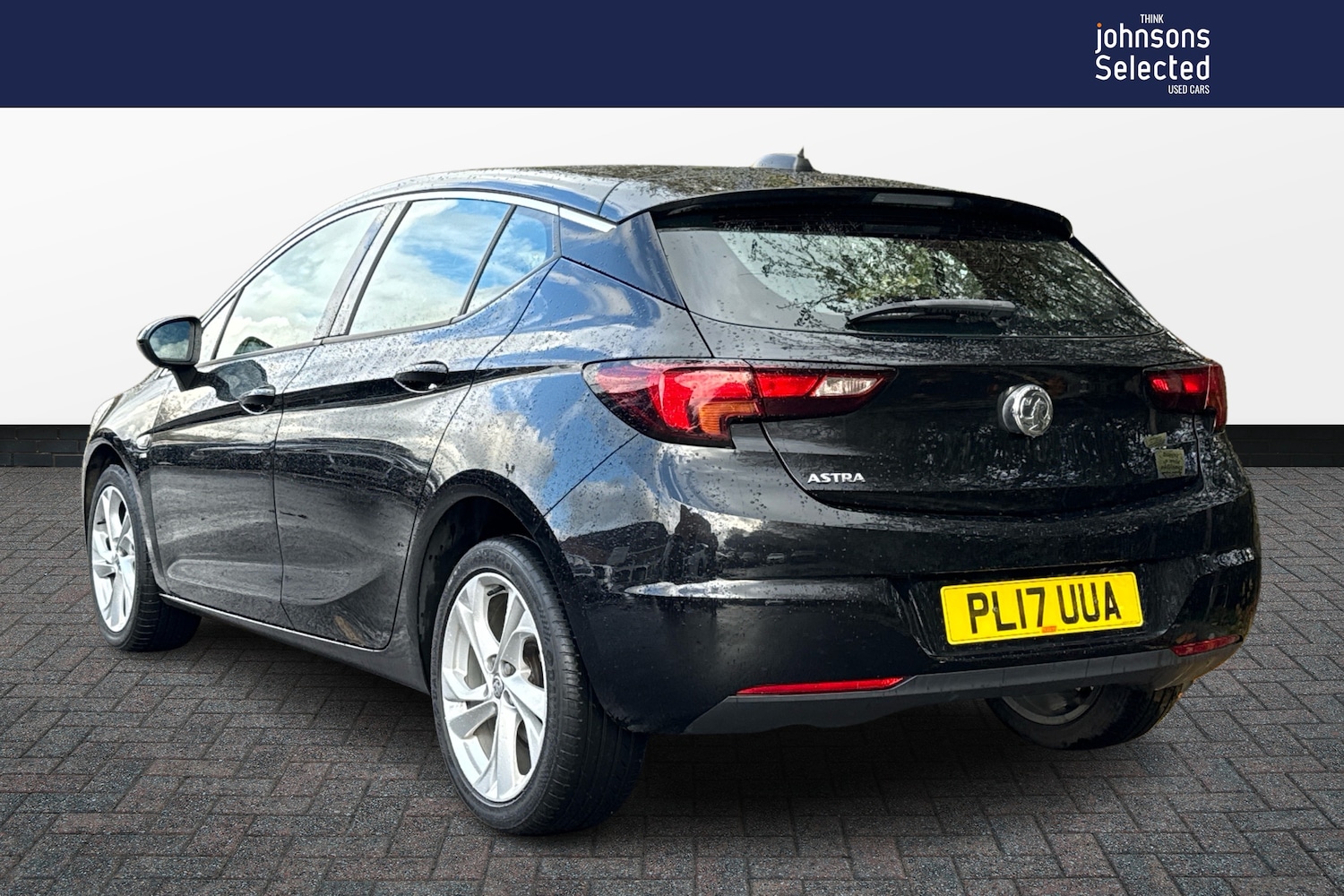 Used Vauxhall Astra 2017 for sale - 76734992: Photo 2
