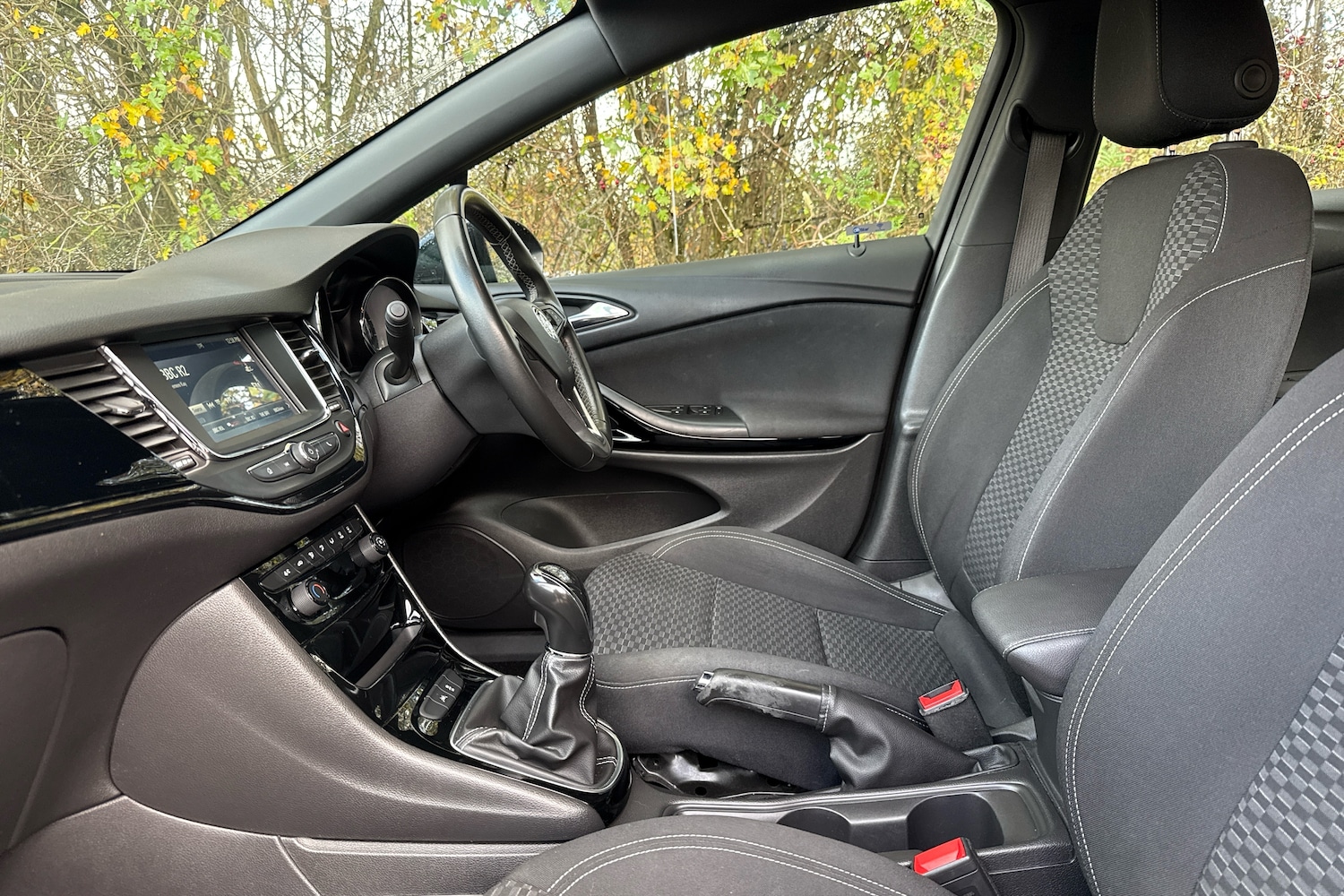 Used Vauxhall Astra 2017 for sale - 76734992: Photo 6