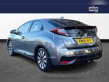 Used Honda Civic 2016 for sale - 76673539: Photo