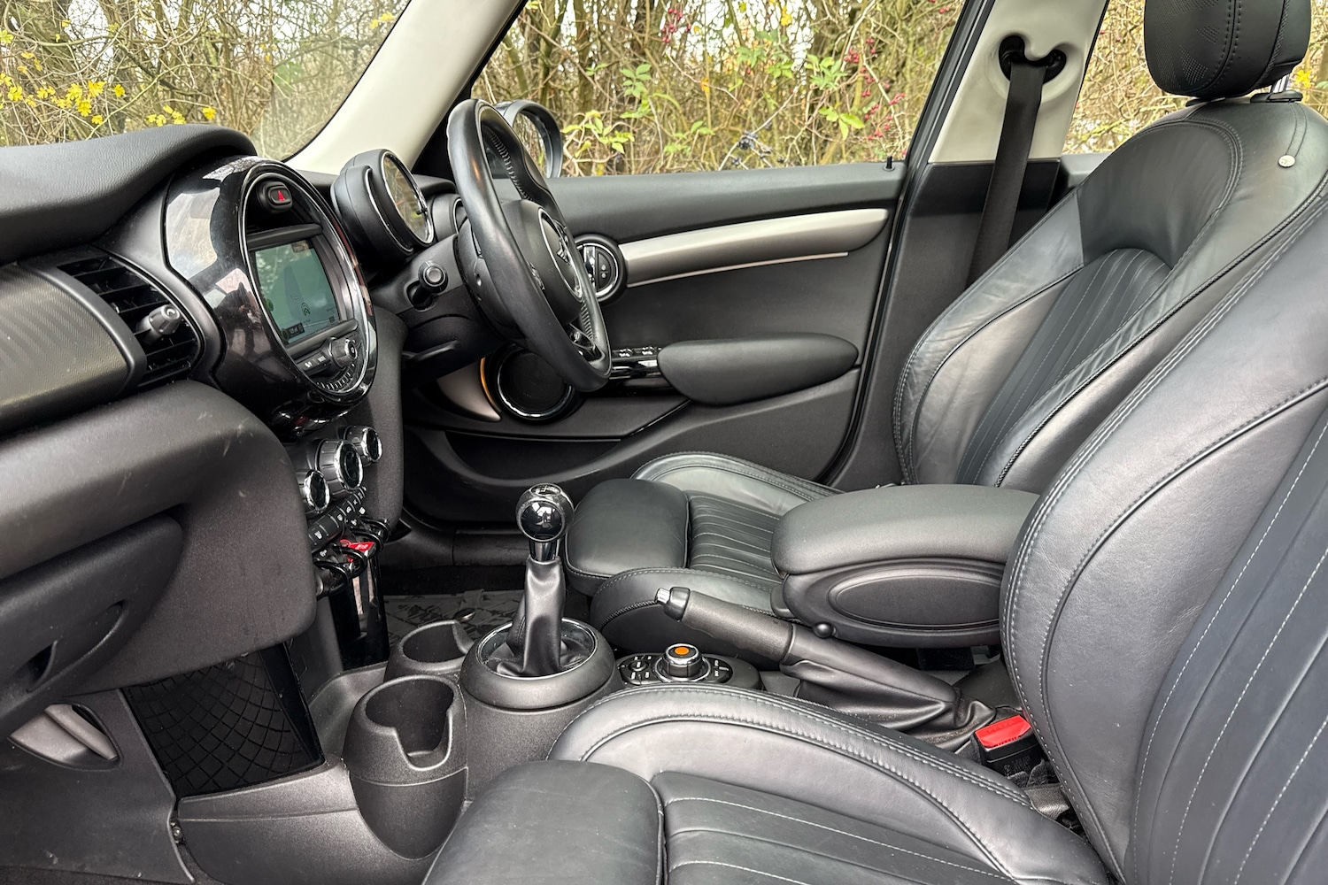 Used MINI Hatch 2020 for sale - 77460304: Photo 6