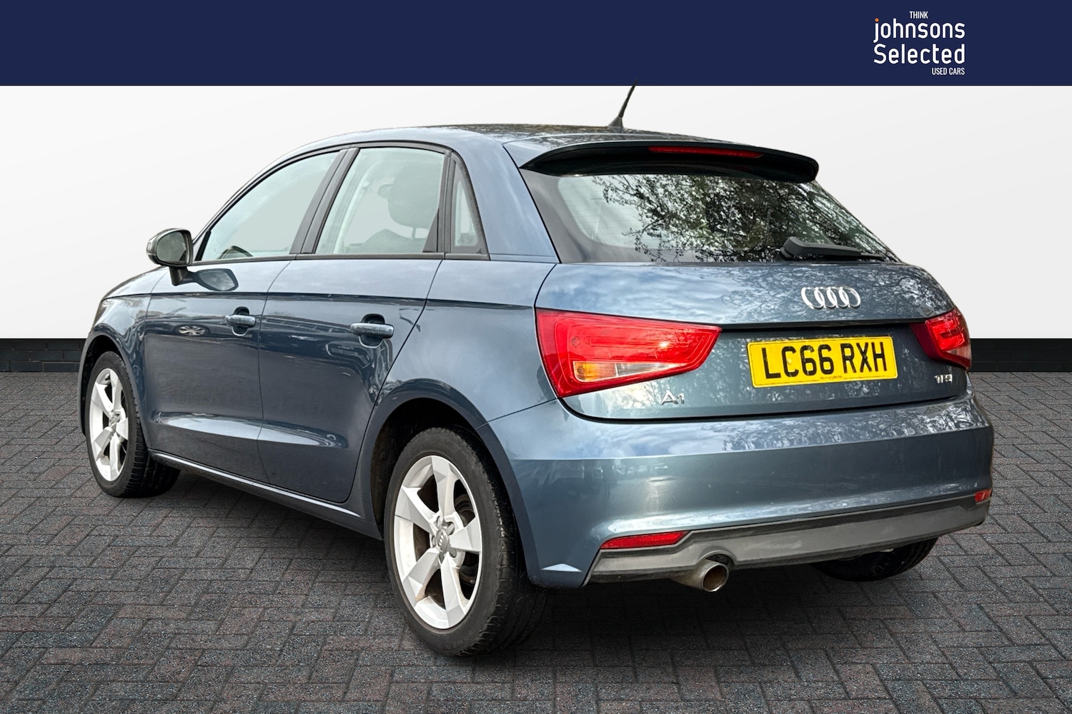 Used Audi A1 2016 for sale - 77460314: Photo 2