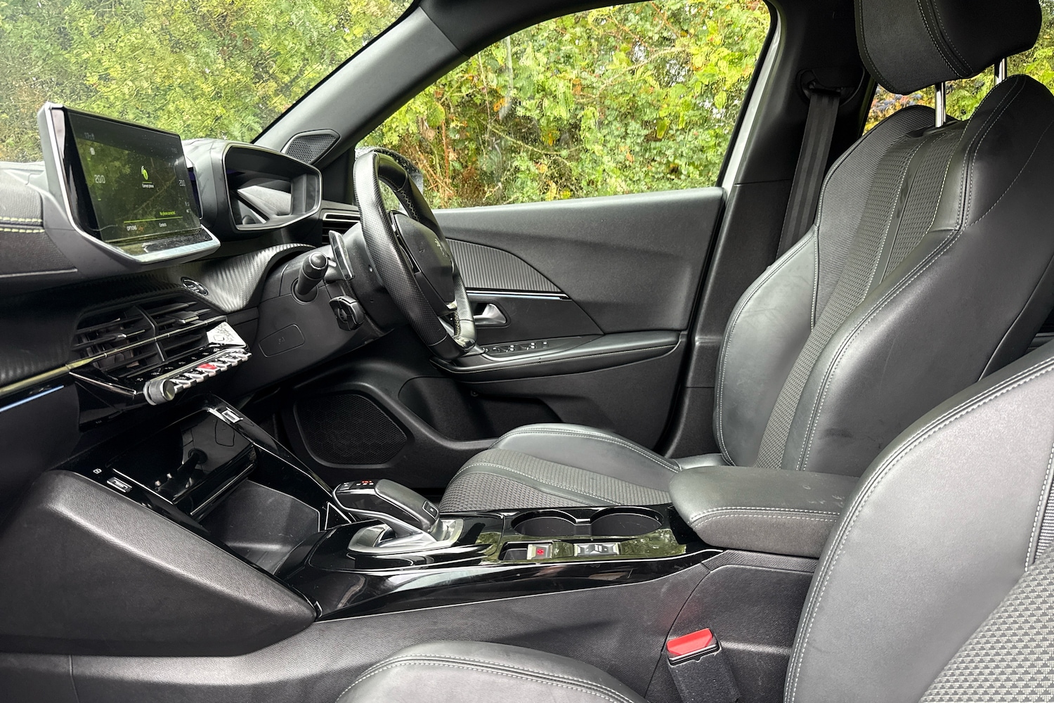 Used Peugeot 2008 2020 for sale - 76680964: Photo 6