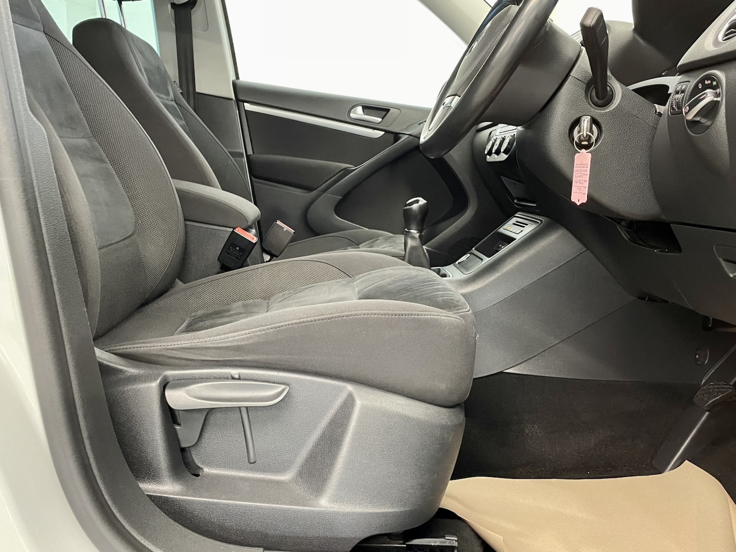 Used Volkswagen Tiguan 2015 for sale - 76751872: Photo 12