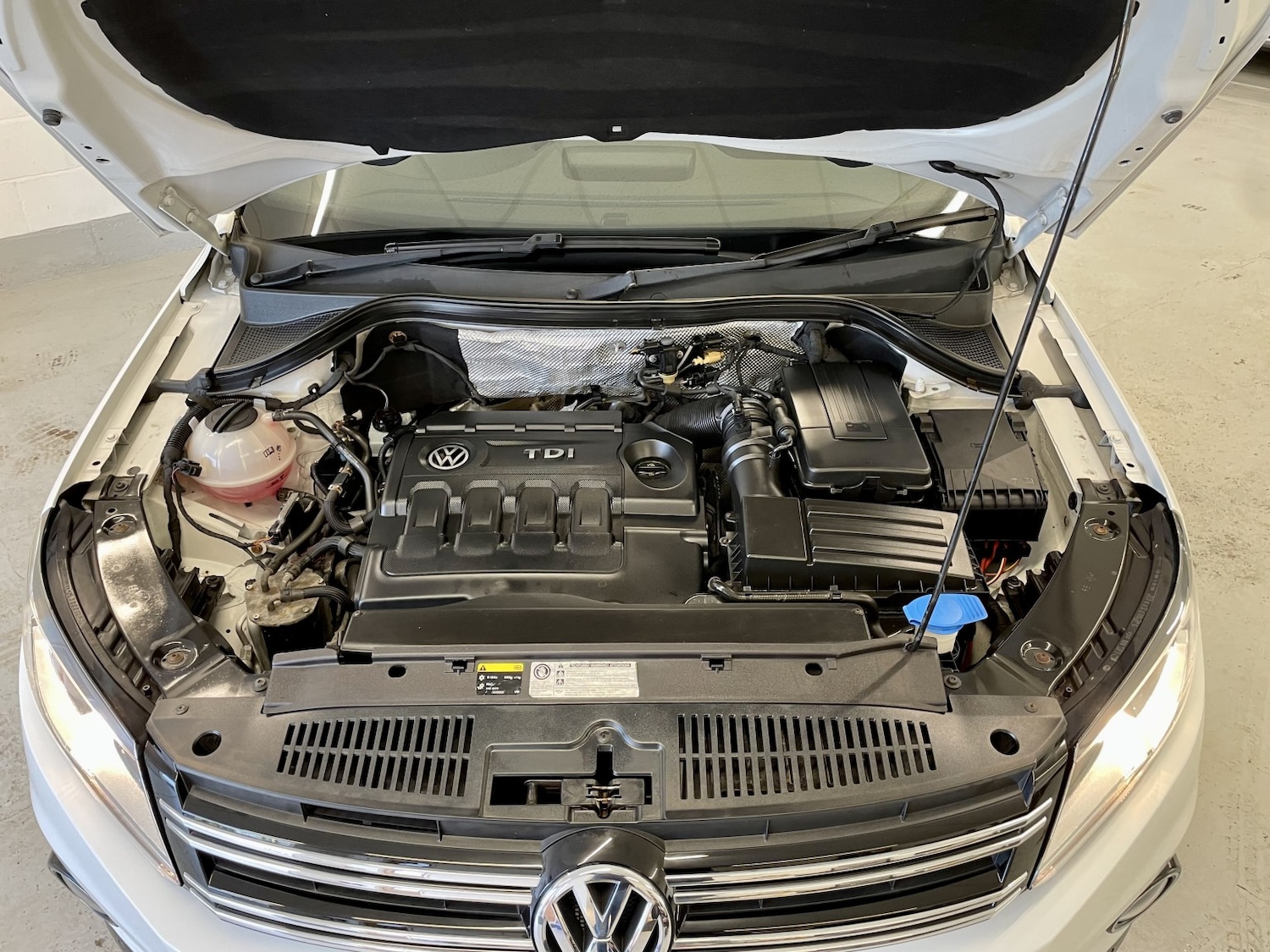 Used Volkswagen Tiguan 2015 for sale - 76751872: Photo 29