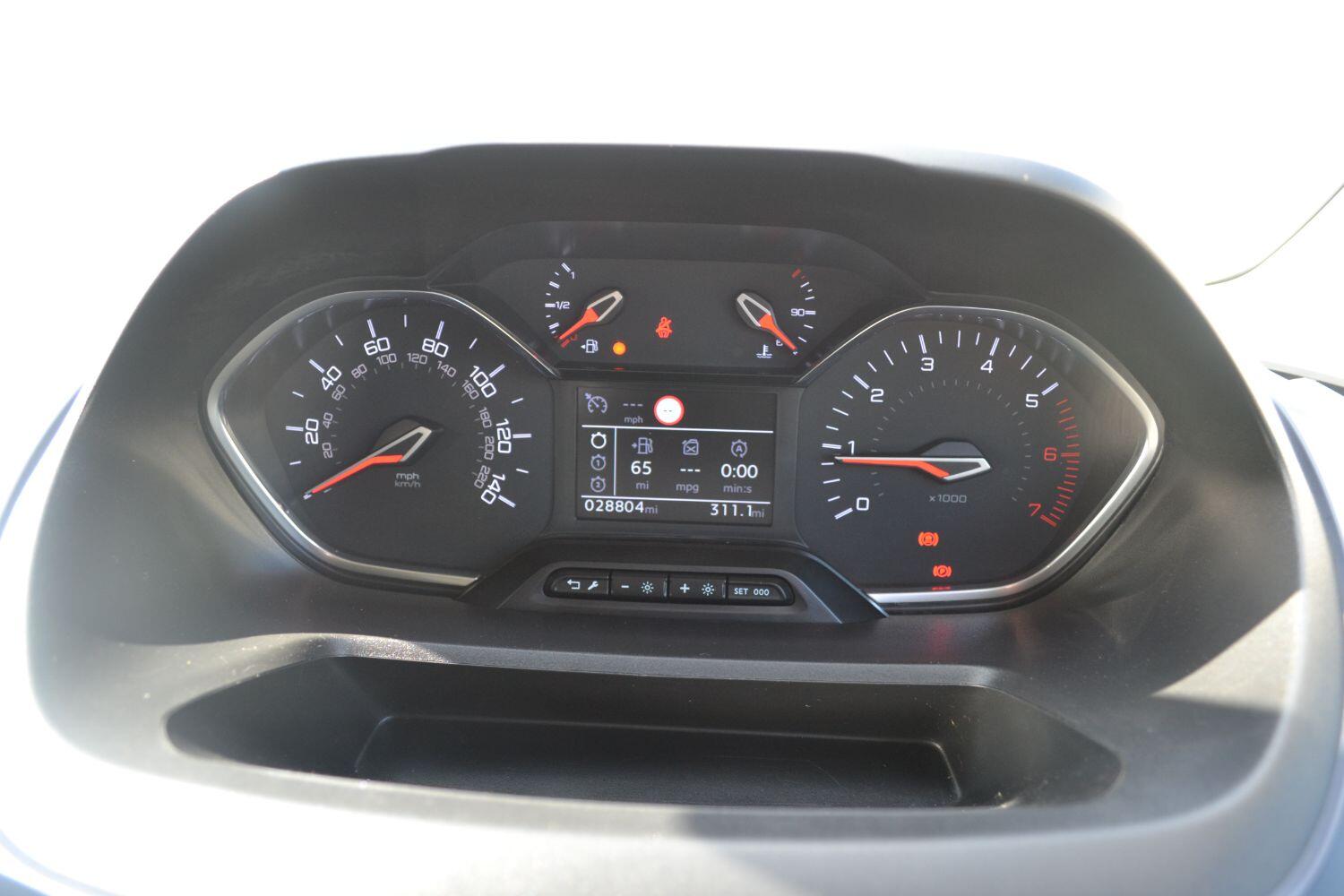 Vehicle 28