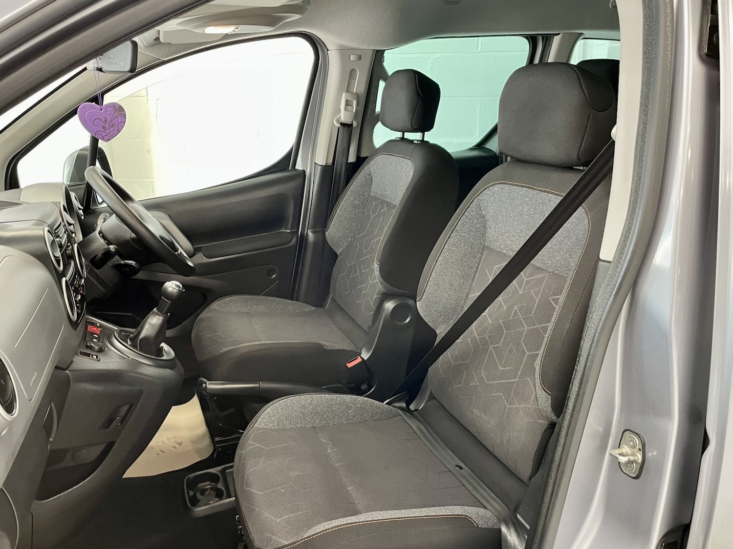 Used Peugeot Partner 2018 for sale - 76358192: Photo 13