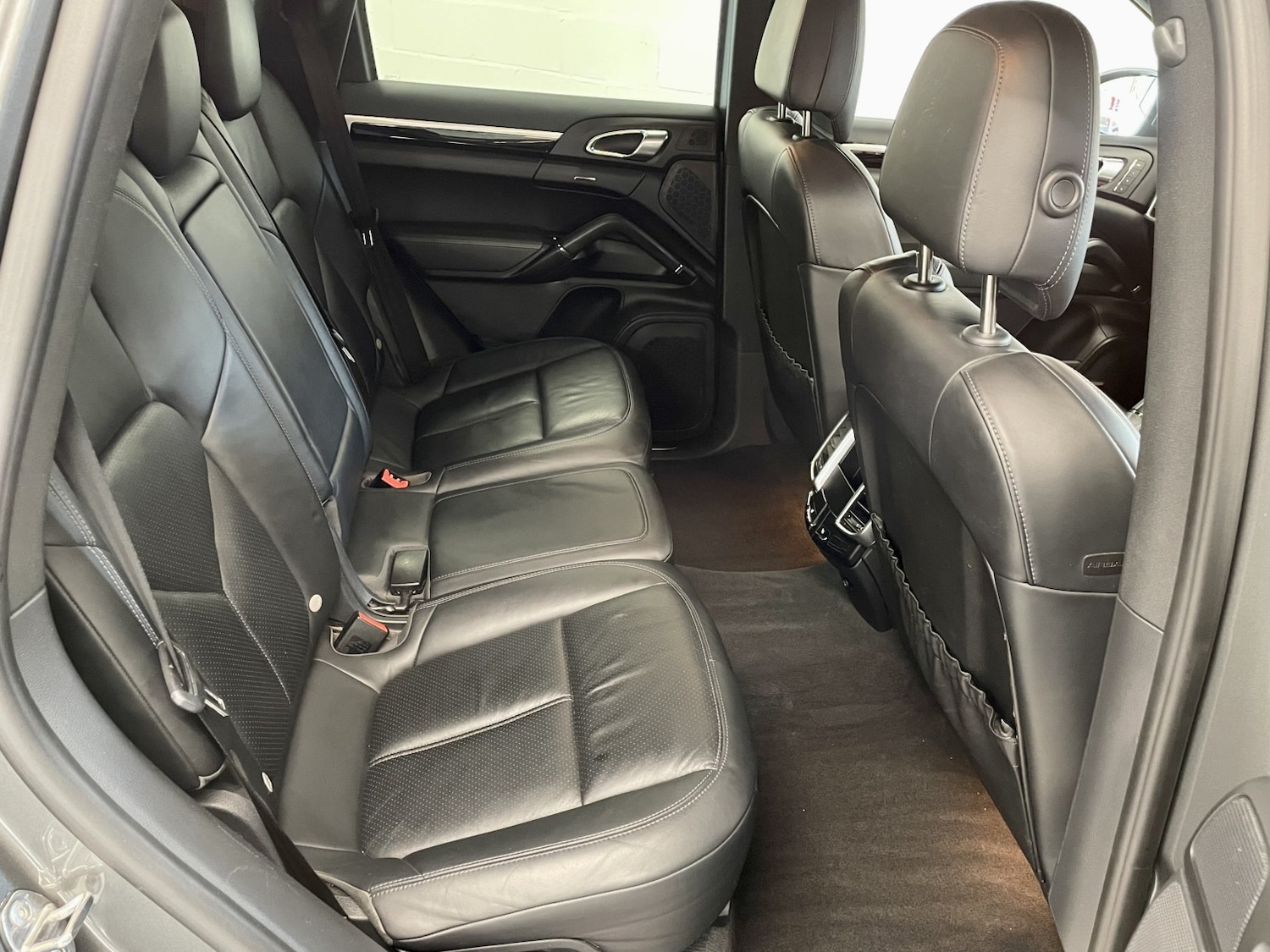 Used Porsche Cayenne 2014 for sale - 76446047: Photo 25